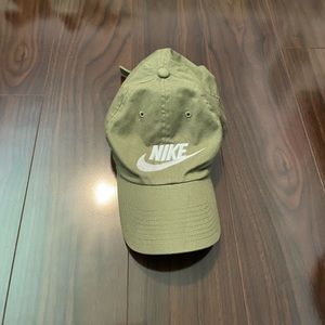 Green Nike hat